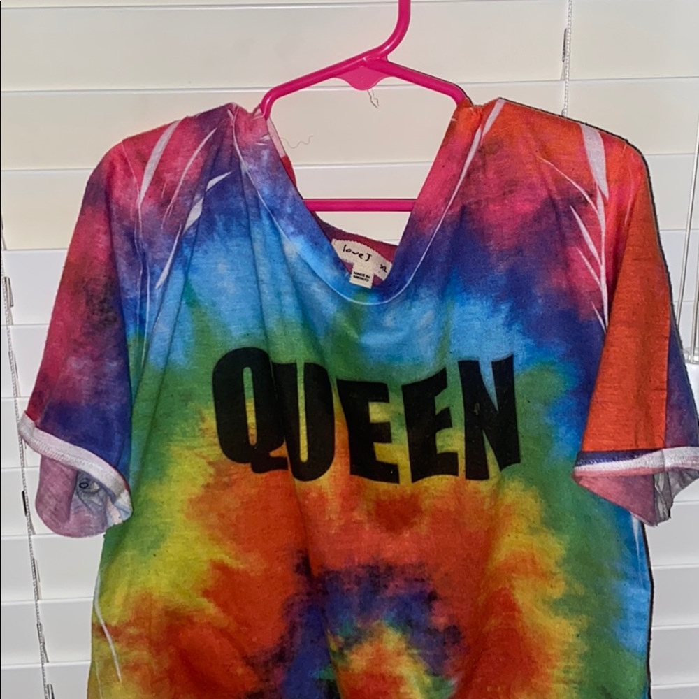 RAINBOW CROPPED T
